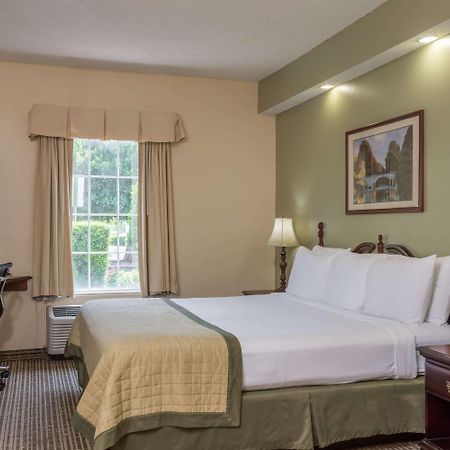 Baymont By Wyndham Lakeland Εξωτερικό φωτογραφία